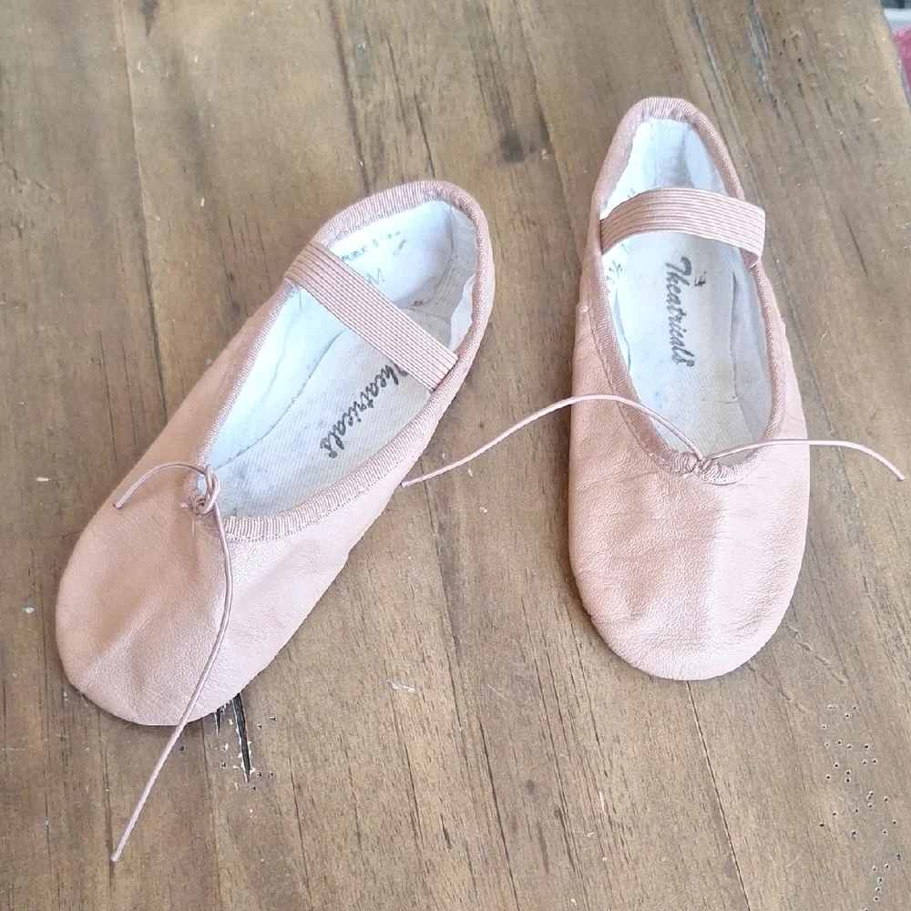 Theatricals Tan Leather Kids Ballet Shoes Size 11.5M